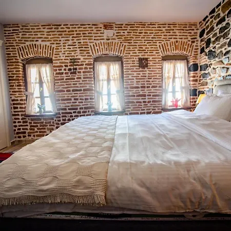 Otel Bujtina Te Rapi *