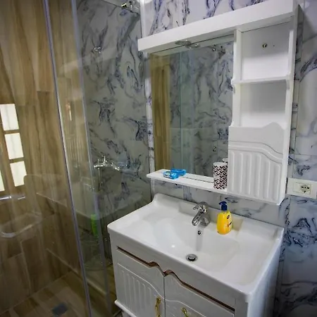 Bujtina Te Rapi Hotel